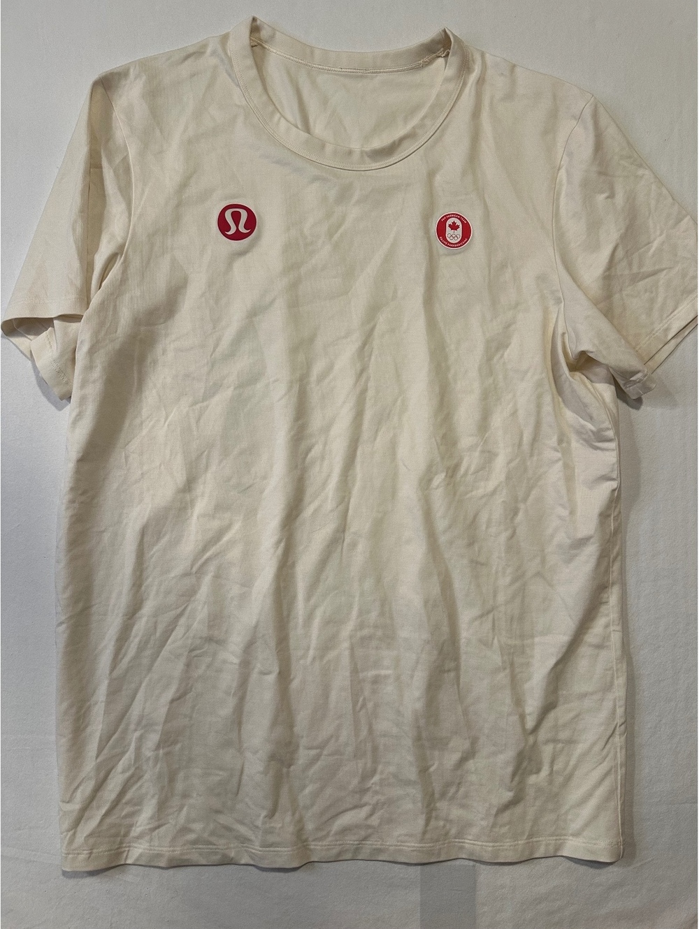 Lululemon Team Canada Olympic COC Logo T Shirt Light Ivory Men’s Medium
